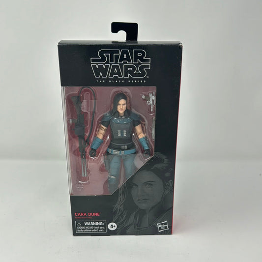 Star Wars Black Mandalorian Cara Dune Deluxe Action Figure